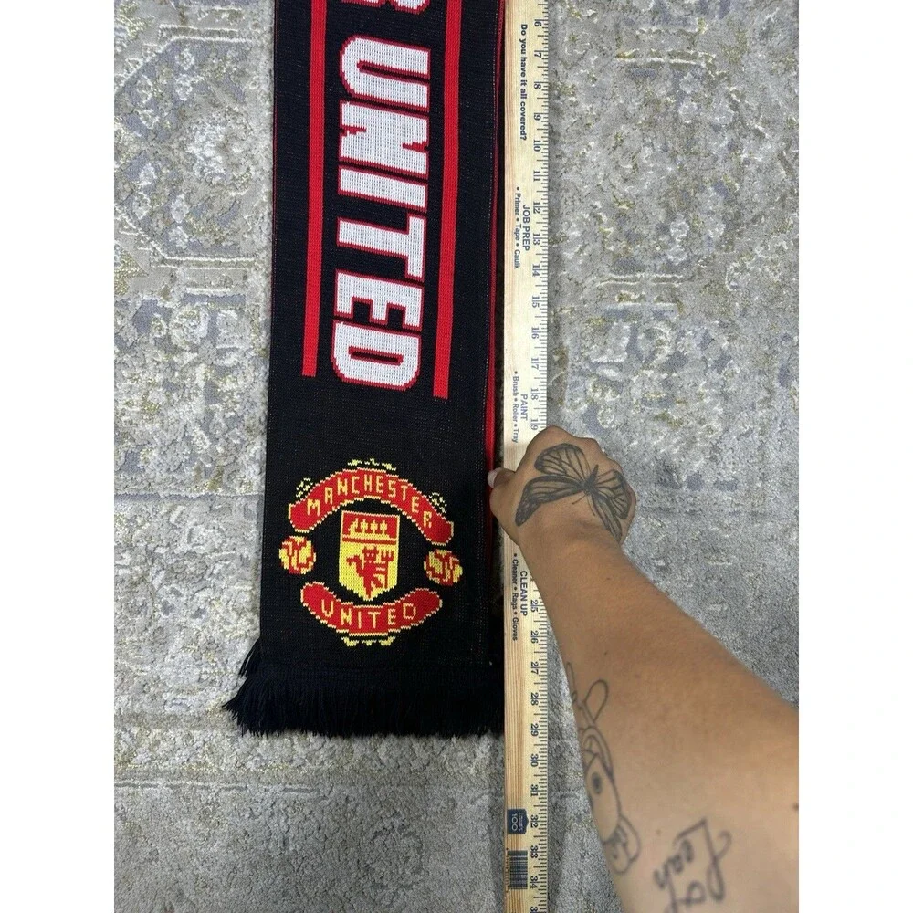 Official Licensed Manchester United F.C. Knit Scarf